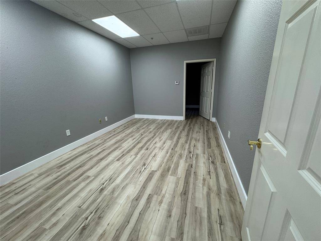 515 W Southlake Boulevard #100, Southlake, TX 76092