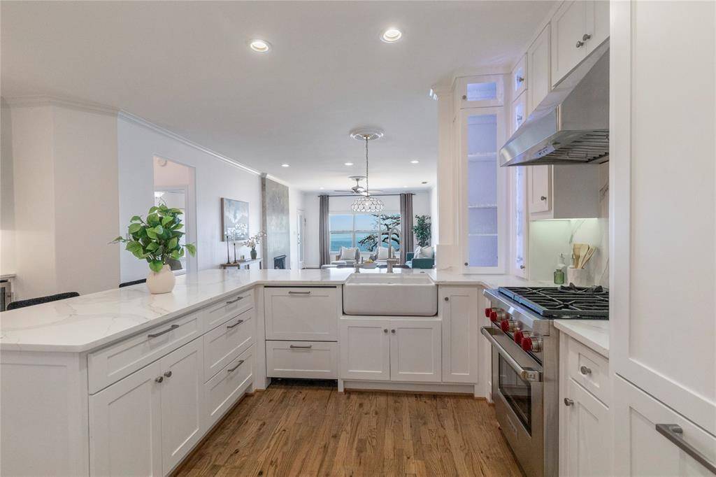 500 Waters Edge Drive #313, Lake Dallas, TX 75065