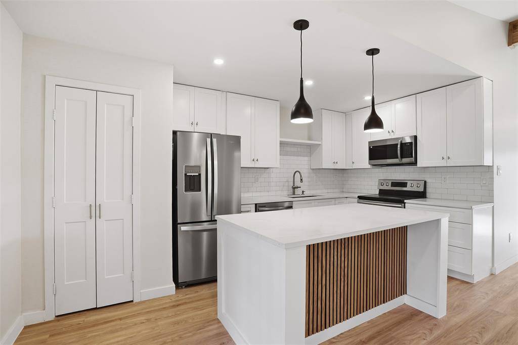 3514 Brookhurst Lane, Arlington, TX 76014