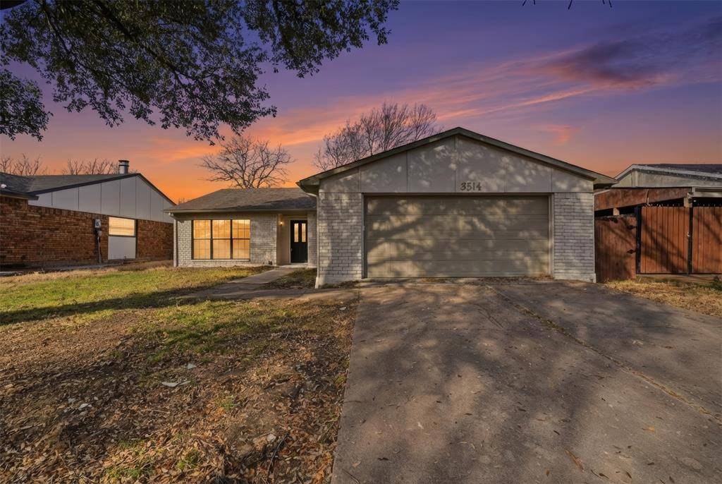 3514 Brookhurst Lane, Arlington, TX 76014