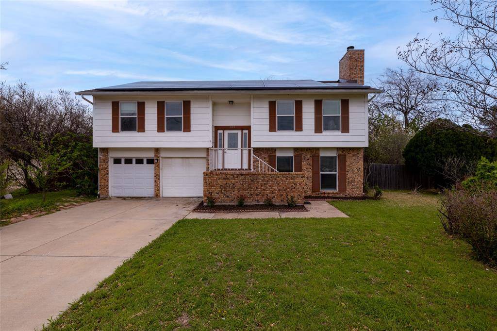 522 Royal Valley Road, Grand Prairie, TX 75052