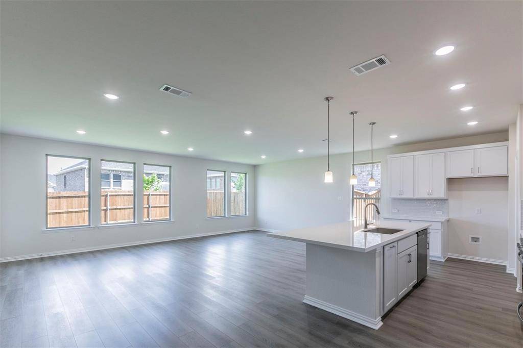 3300 RiverLawn Drive, Anna, TX 75409