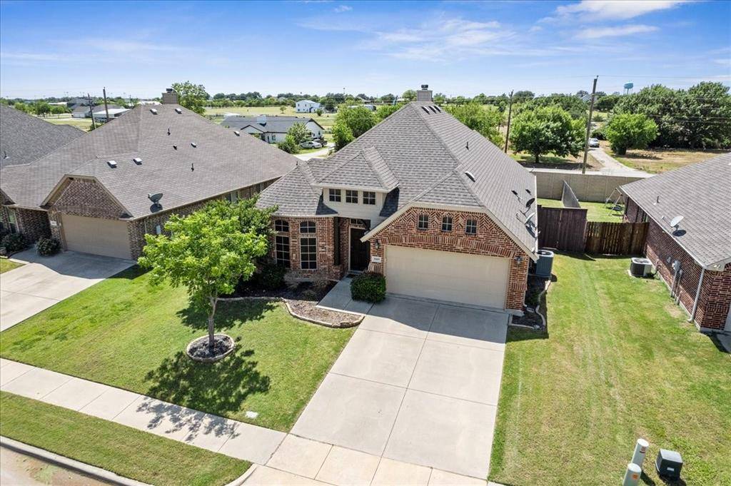5009 Spruce Street, Krum, TX 76249