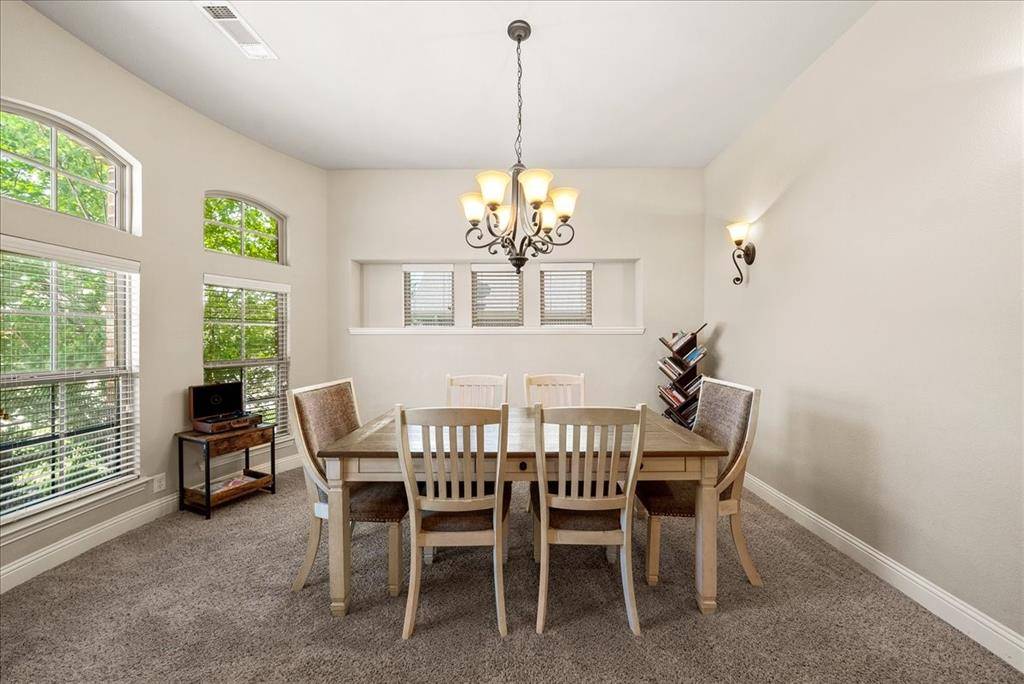 5009 Spruce Street, Krum, TX 76249