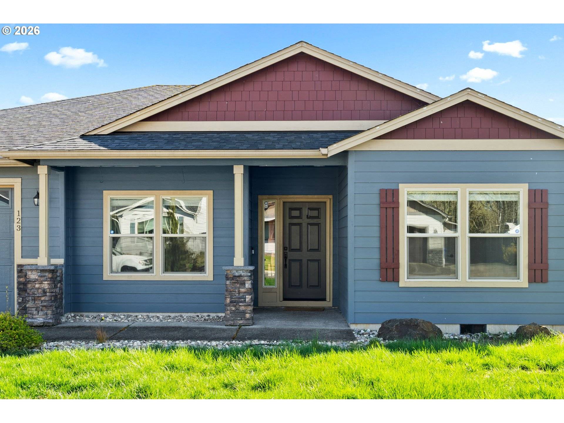 123 ZEPHYR DR, Silver Lake, WA 98645