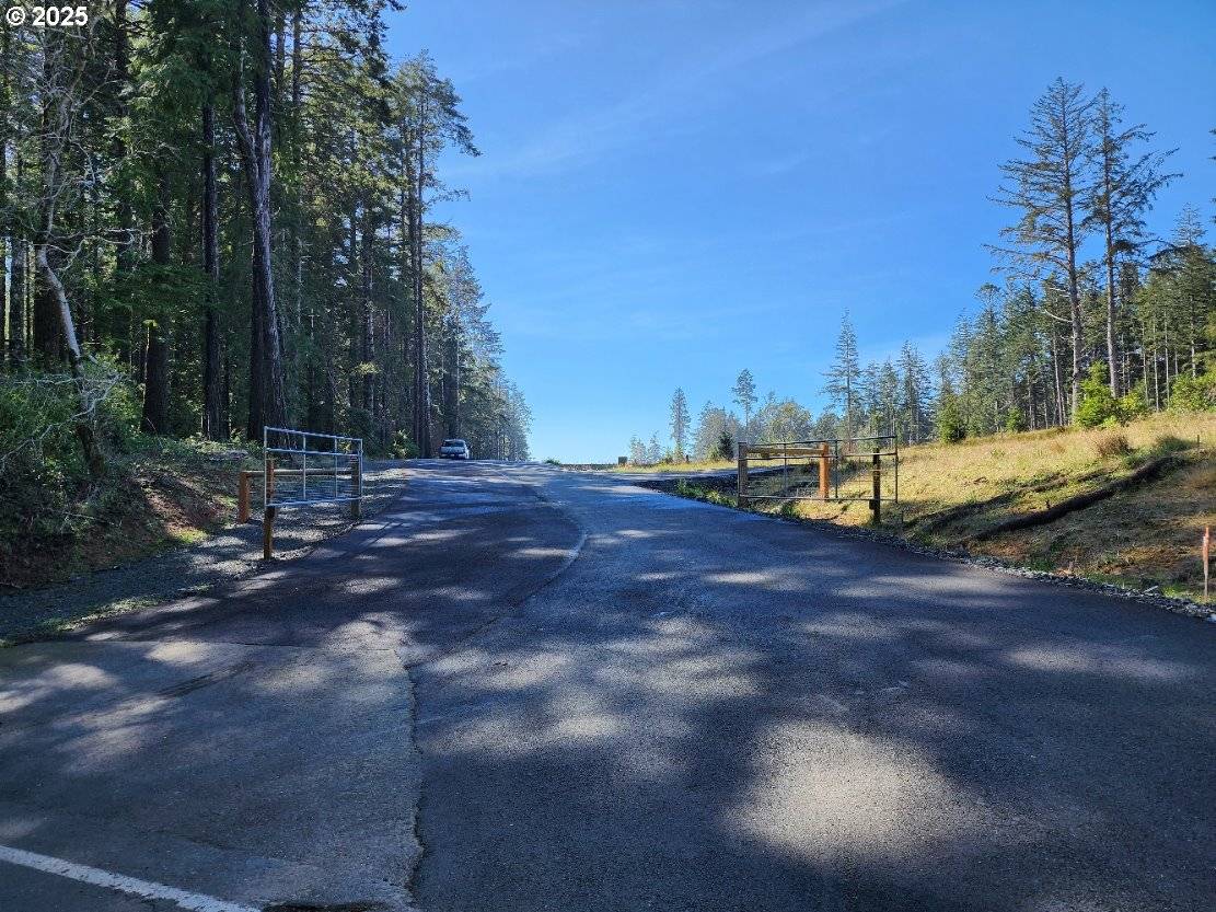 Hubbard Ln. #4, Port Orford, OR 97465