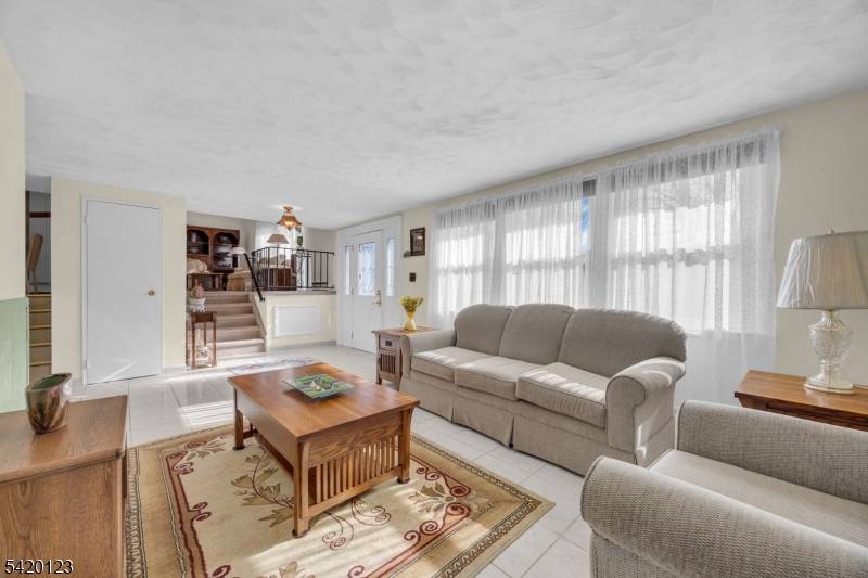 1463 Pawnee Rd, North Brunswick Twp., NJ 08902