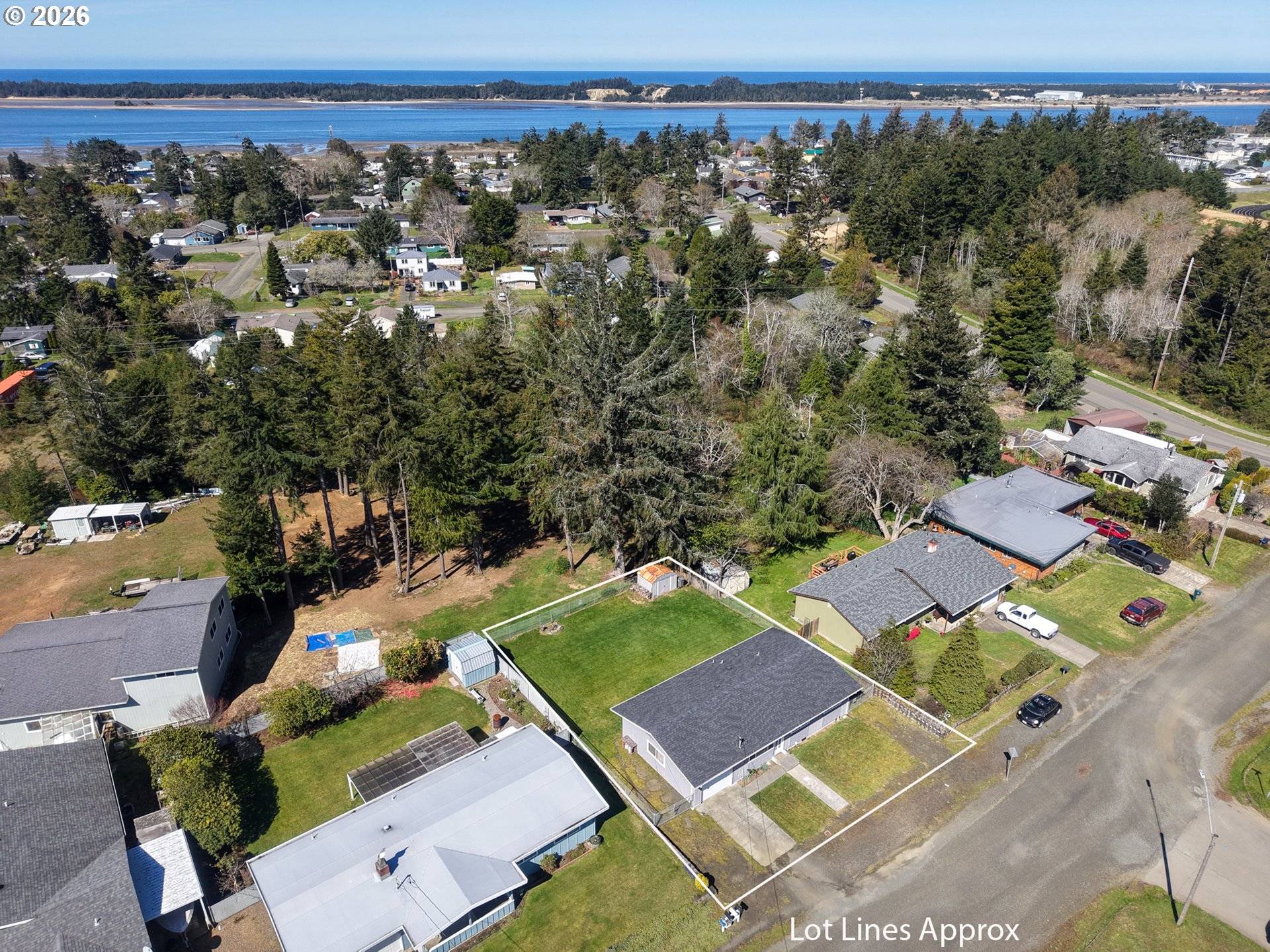 560 FILLMORE ST, Coos Bay, OR 97420