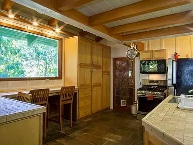 3198 WAWAE RD, Kalaheo, HI 96741