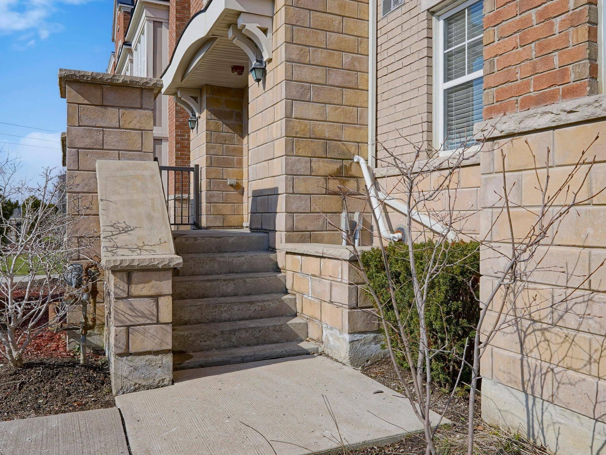 1725 Pure Springs BLVD #106, Pickering, ON L1X 0C4