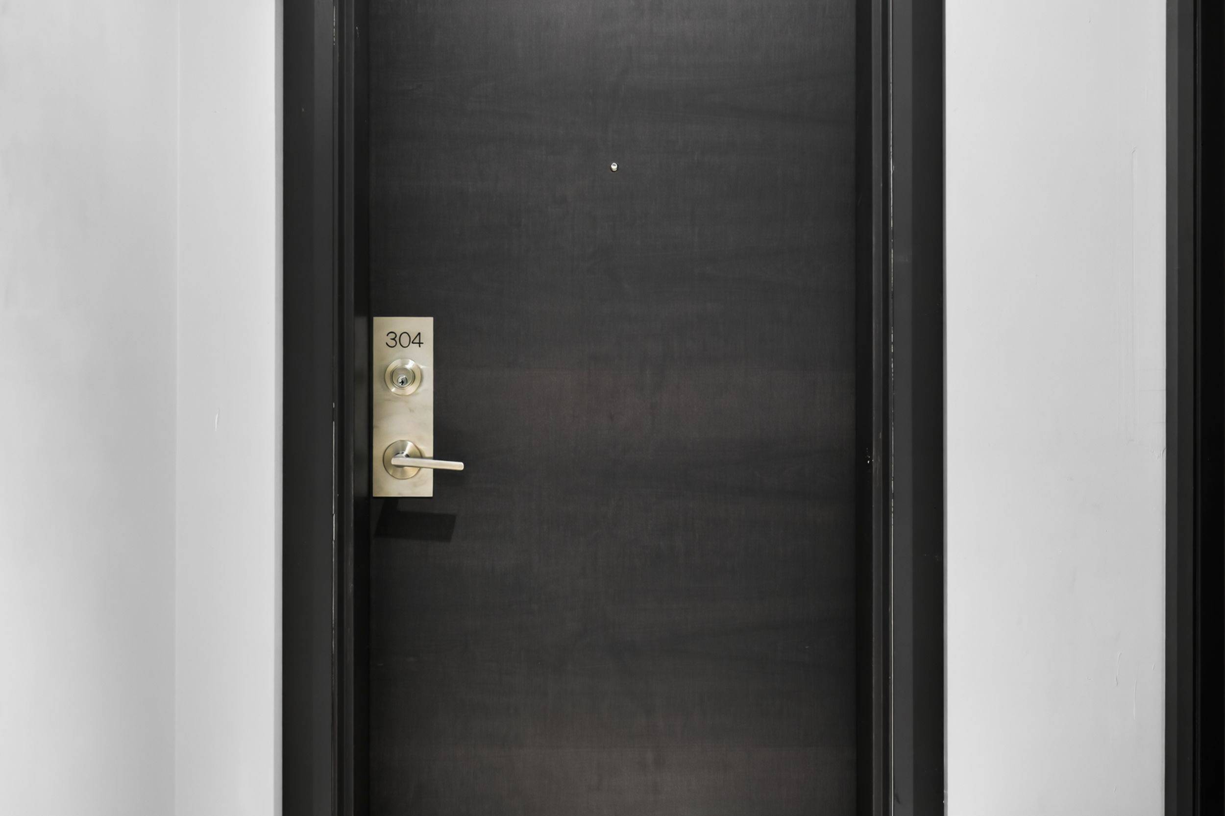 2370 Khalsa Gate #304, Oakville, ON L6M 1P5