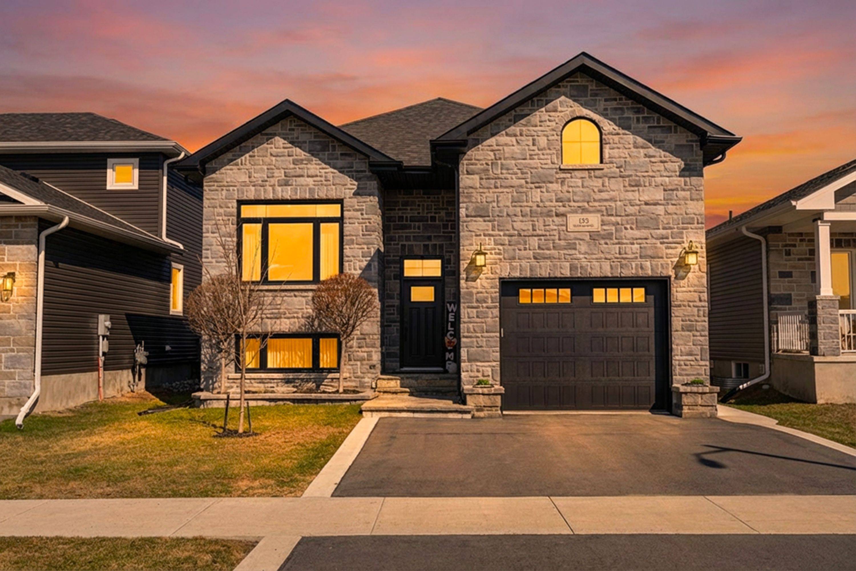 133 Brennan CRES, Loyalist, ON K0H 2H0