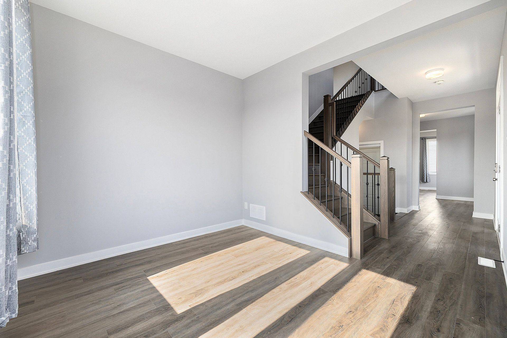 165 Yearling CIR, Stittsville - Munster - Richmond, ON K0A 2Z0