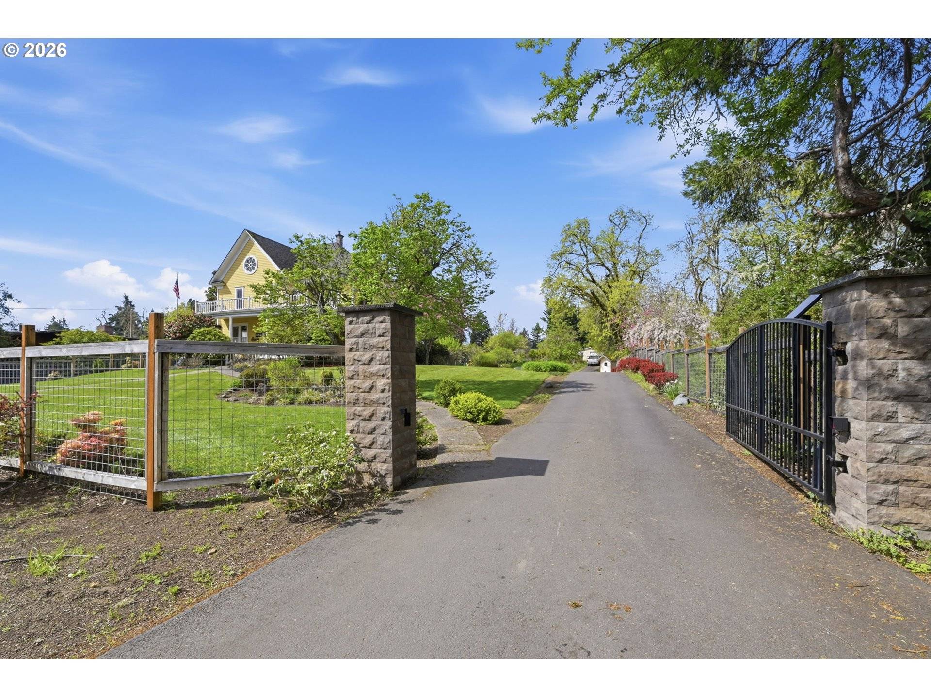 653 S RIVER RD, Cottage Grove, OR 97424