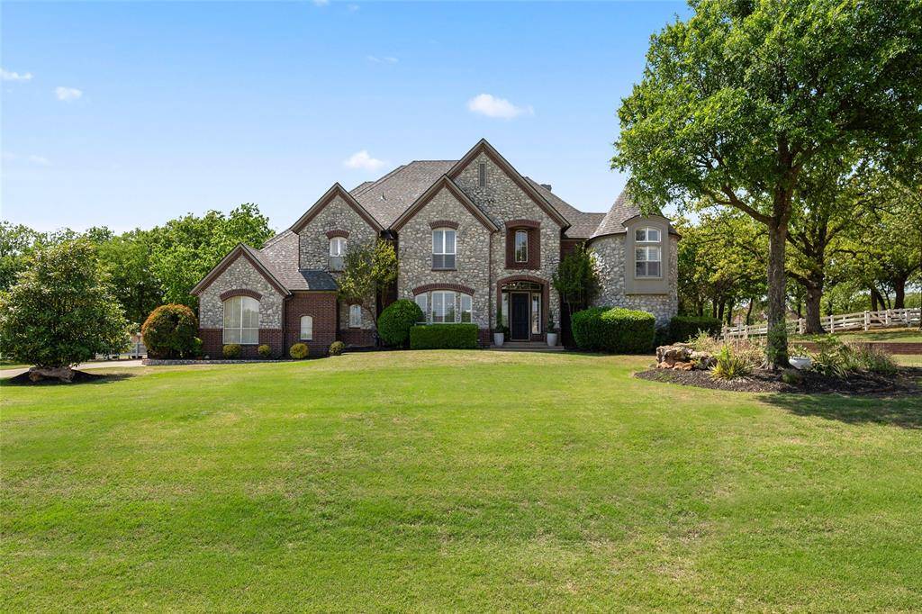 419 E Hickory Ridge Circle, Argyle, TX 76226
