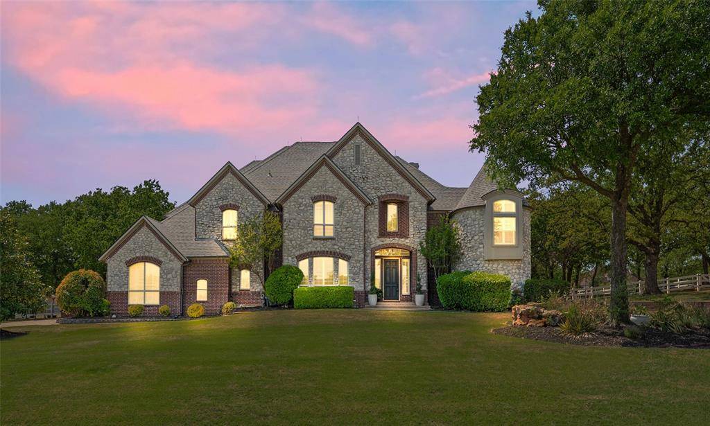 419 E Hickory Ridge Circle, Argyle, TX 76226