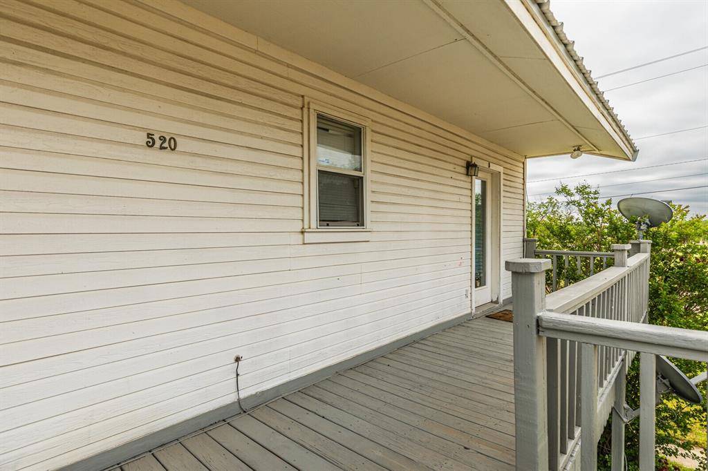 520 Liveoak Street, Meridian, TX 76634