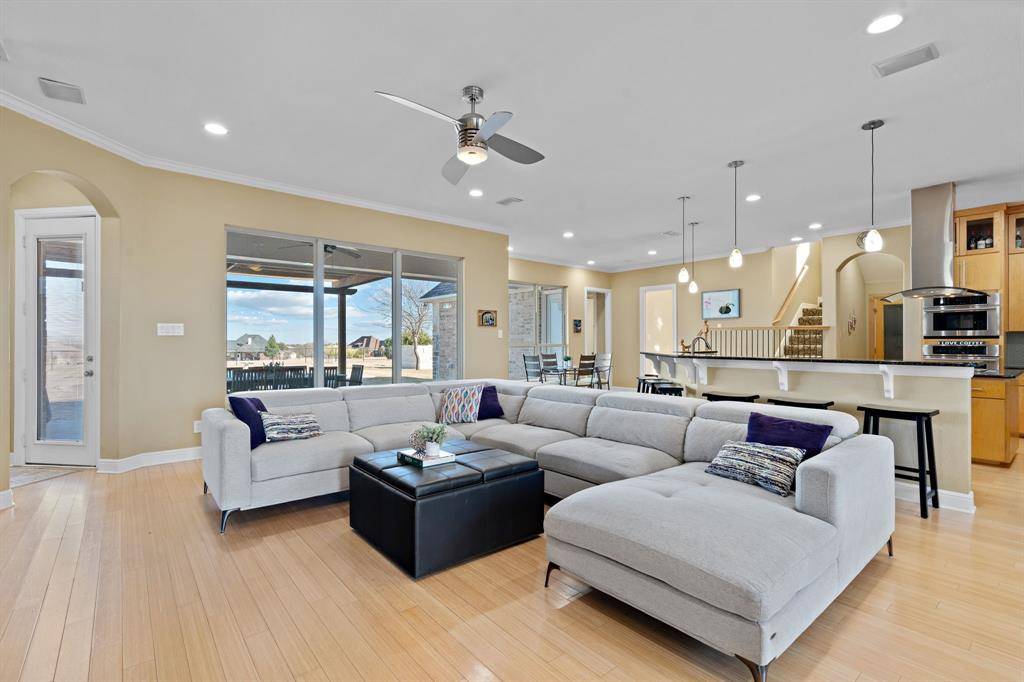 100 Wapiti Drive, Azle, TX 76020