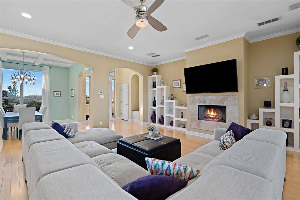 100 Wapiti Drive, Azle, TX 76020