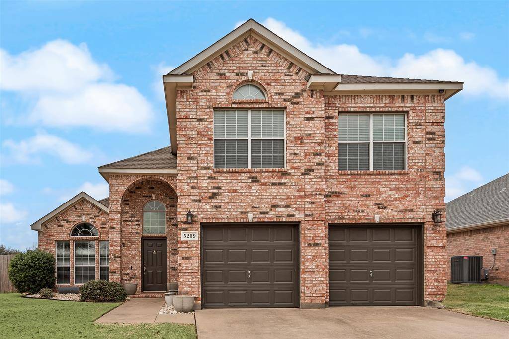 5209 Charisma Drive, Midlothian, TX 76065