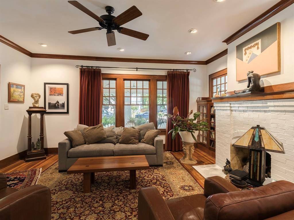 4726 Swiss Avenue, Dallas, TX 75204