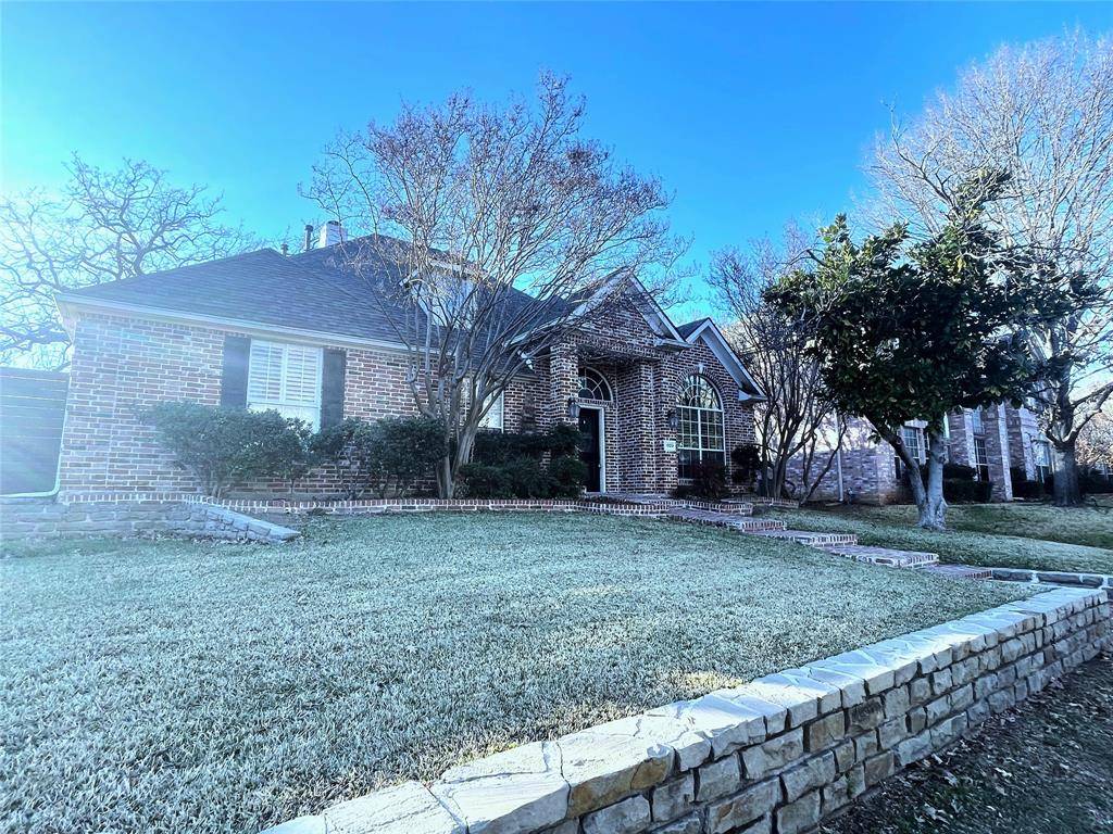 1829 Trail Ridge Lane, Flower Mound, TX 75028