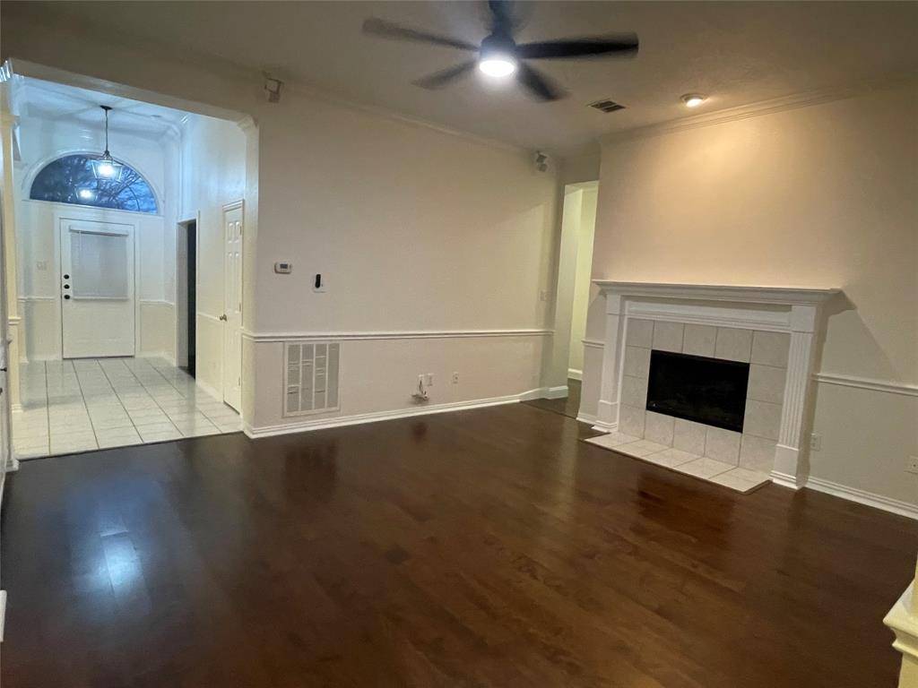 1829 Trail Ridge Lane, Flower Mound, TX 75028