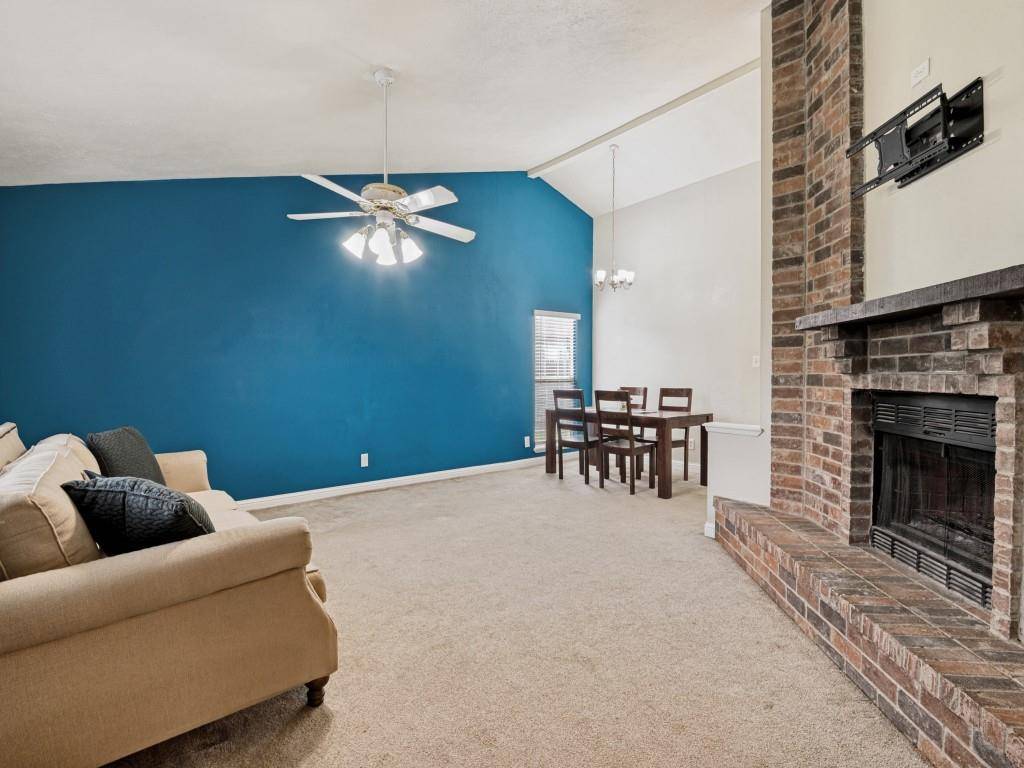 431 Whitney Street, Cedar Hill, TX 75104