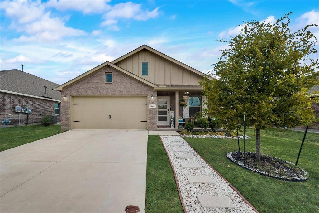 1602 Stonefield Drive, Anna, TX 75409