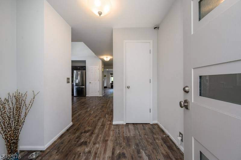 675 Raritan Rd #24, Clark Twp., NJ 07066