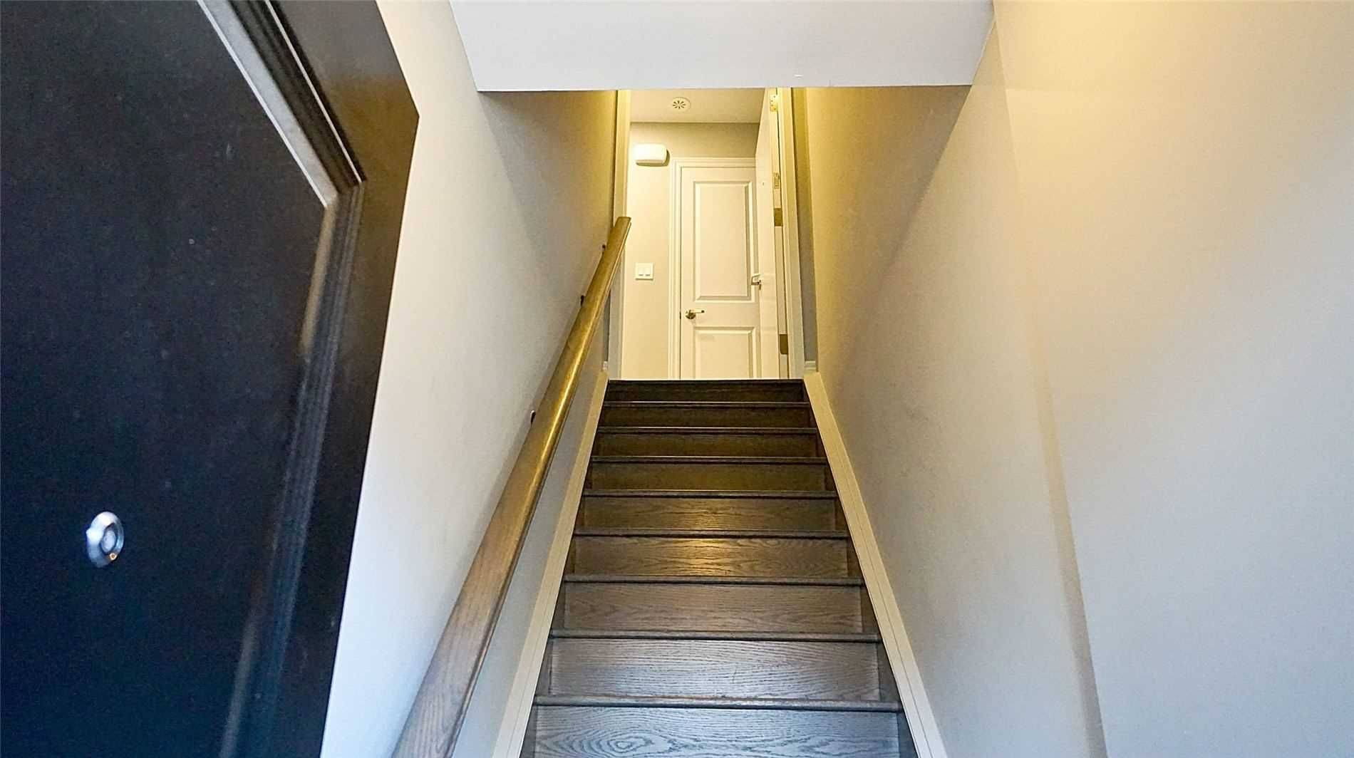 196 Pine Grove RD #26, Vaughan, ON L4L 0H8