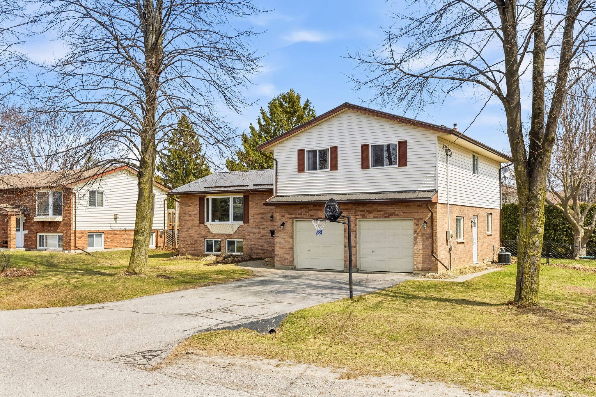 9 Huron DR, Brighton, ON K0K 1H0