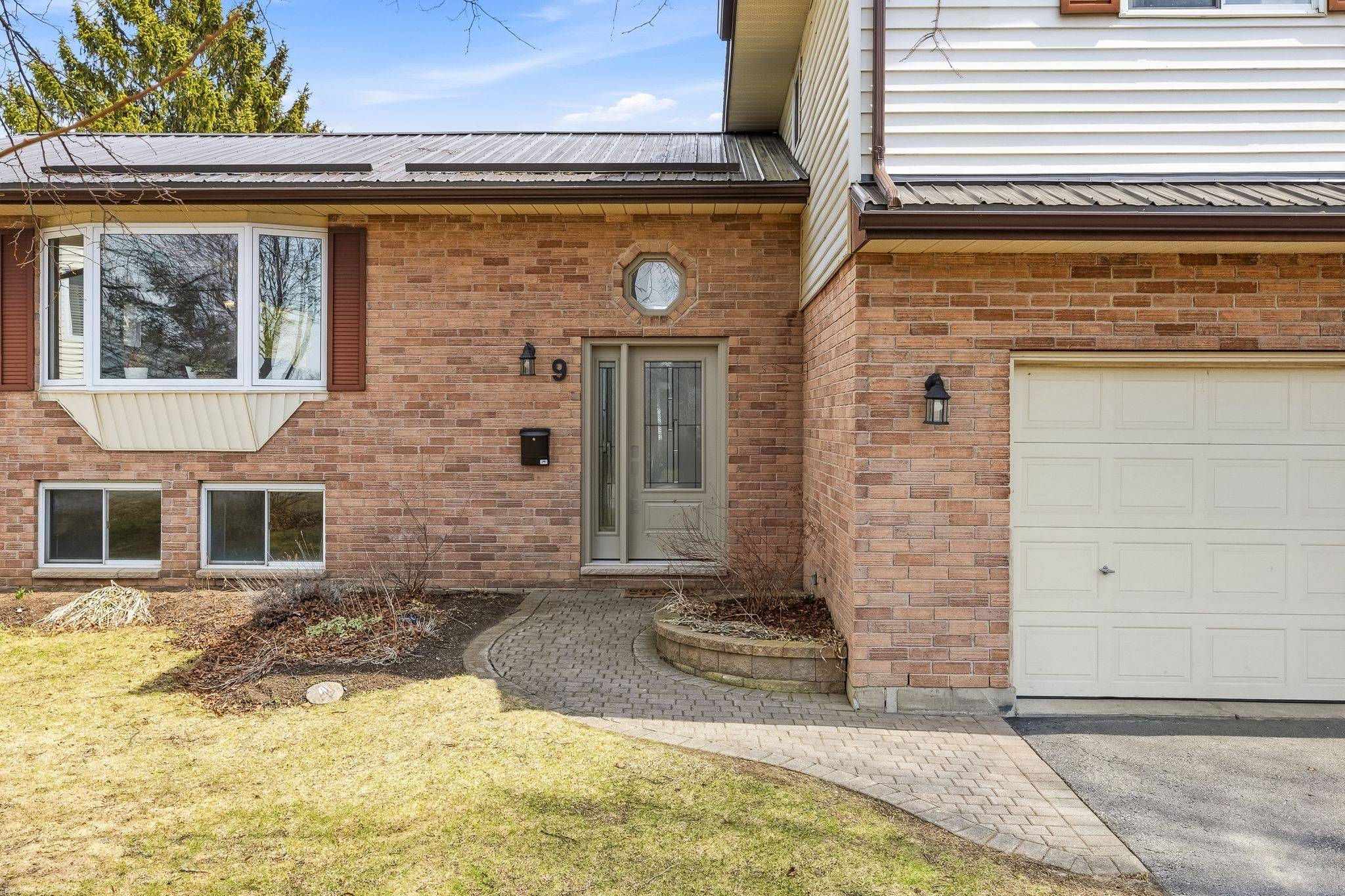 9 Huron DR, Brighton, ON K0K 1H0