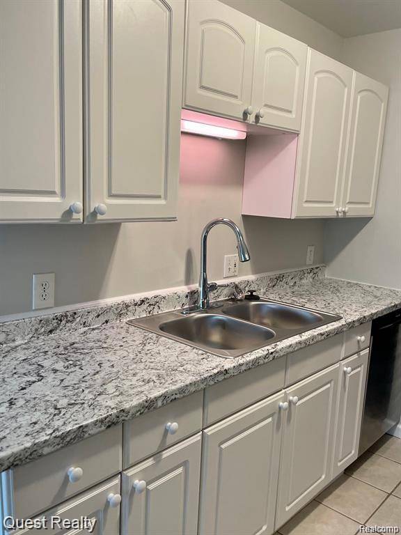 8401 18 MILE RD ##45, Sterling Heights, MI 48313