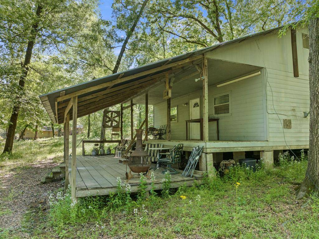 307 Fish TRAP Ln, Naples, TX 75568