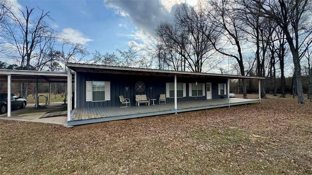 877 County Road 2010, Ivanhoe, TX 75447