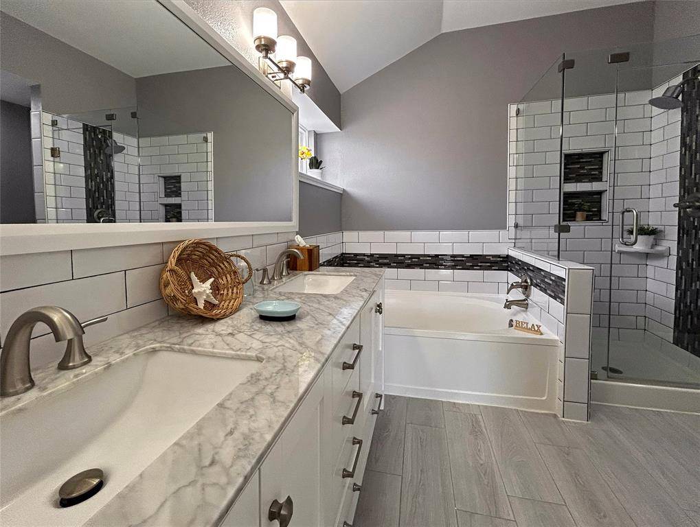 2951 Chanute Drive, Grand Prairie, TX 75052