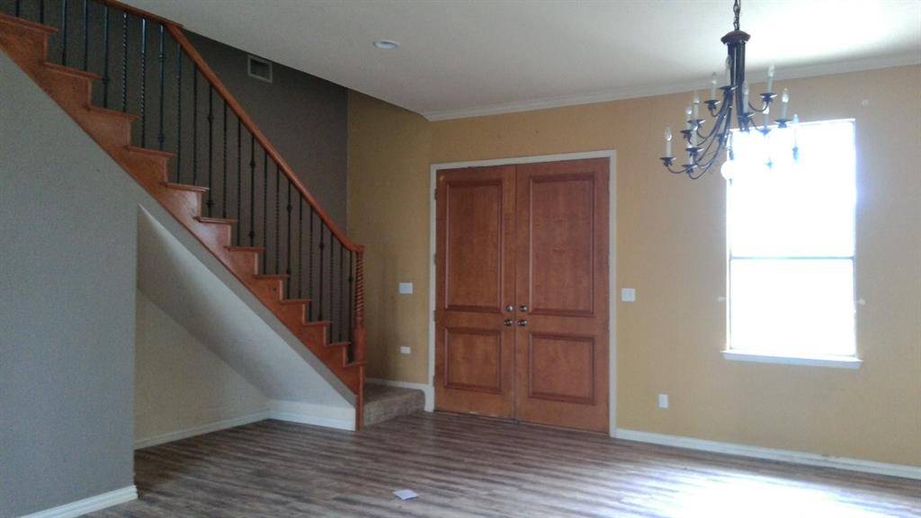 110 Pawnee Trail, Gainesville, TX 76240