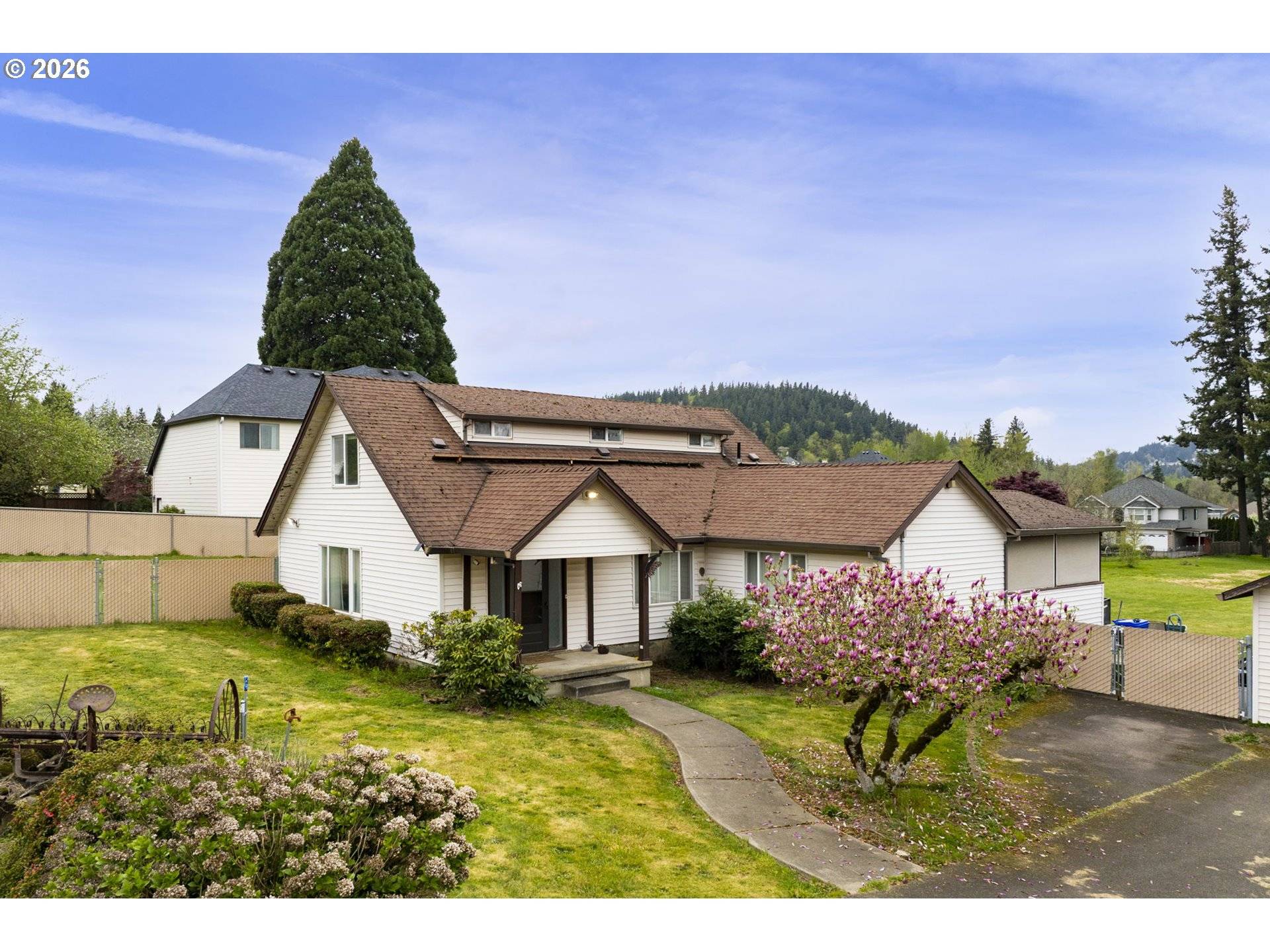11885 SE SUMMERS LN, Clackamas, OR 97015