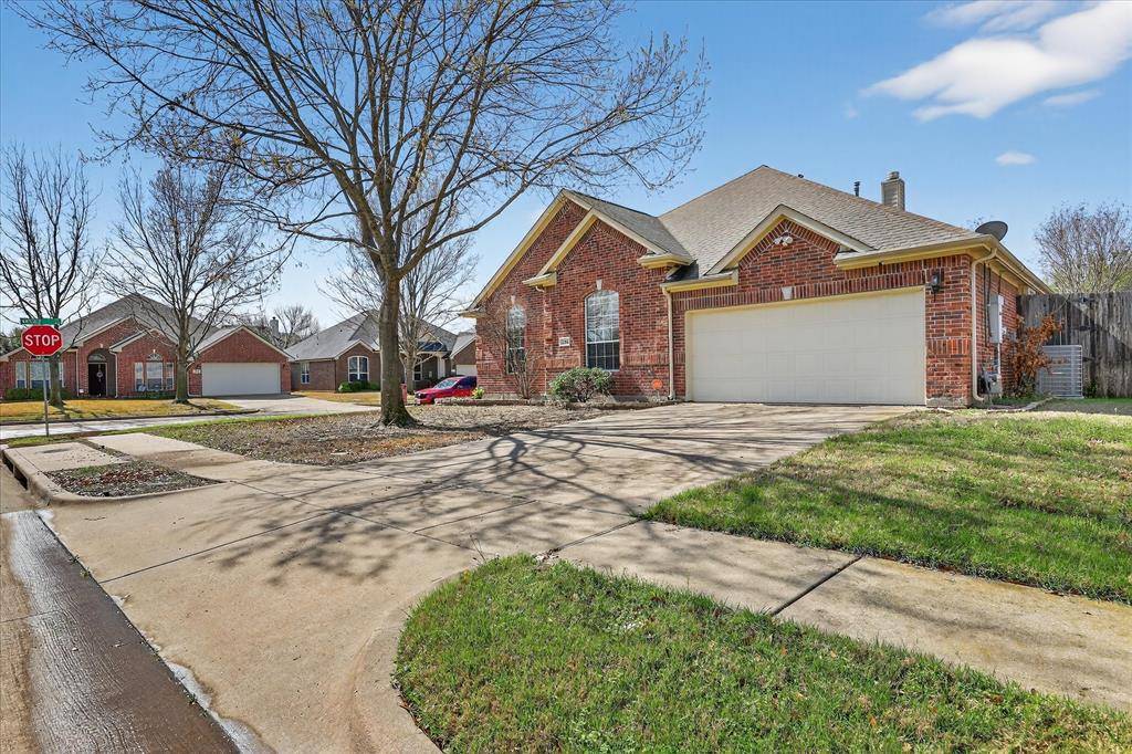 2501 Blossom Trail, Mansfield, TX 76063