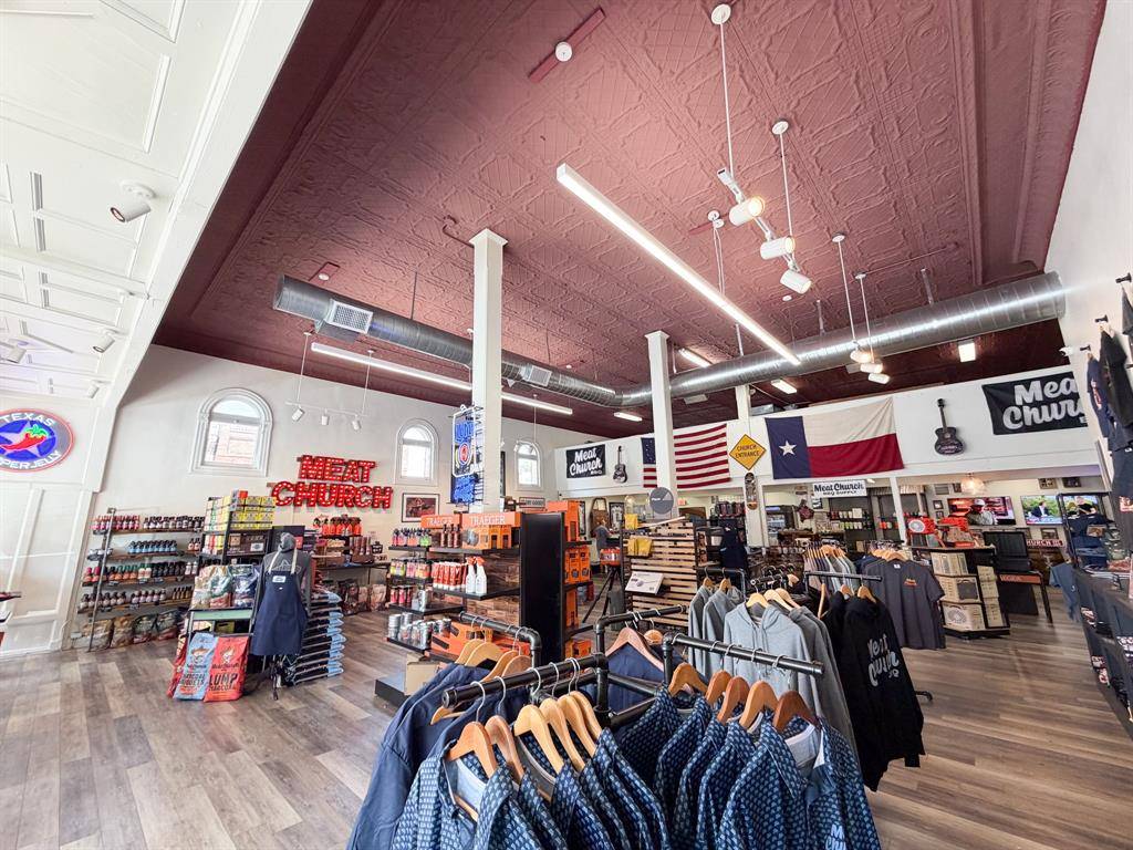 114 W Main Street, Waxahachie, TX 75165