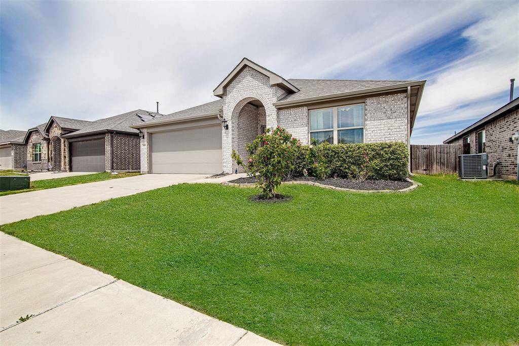 1109 Nighthawk Trail, Alvarado, TX 76009