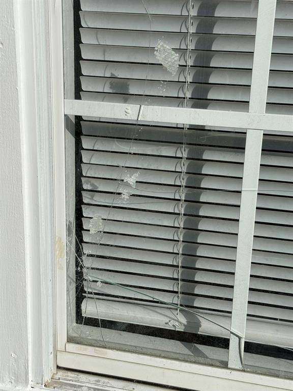 813 S Smith Street, Ennis, TX 75119