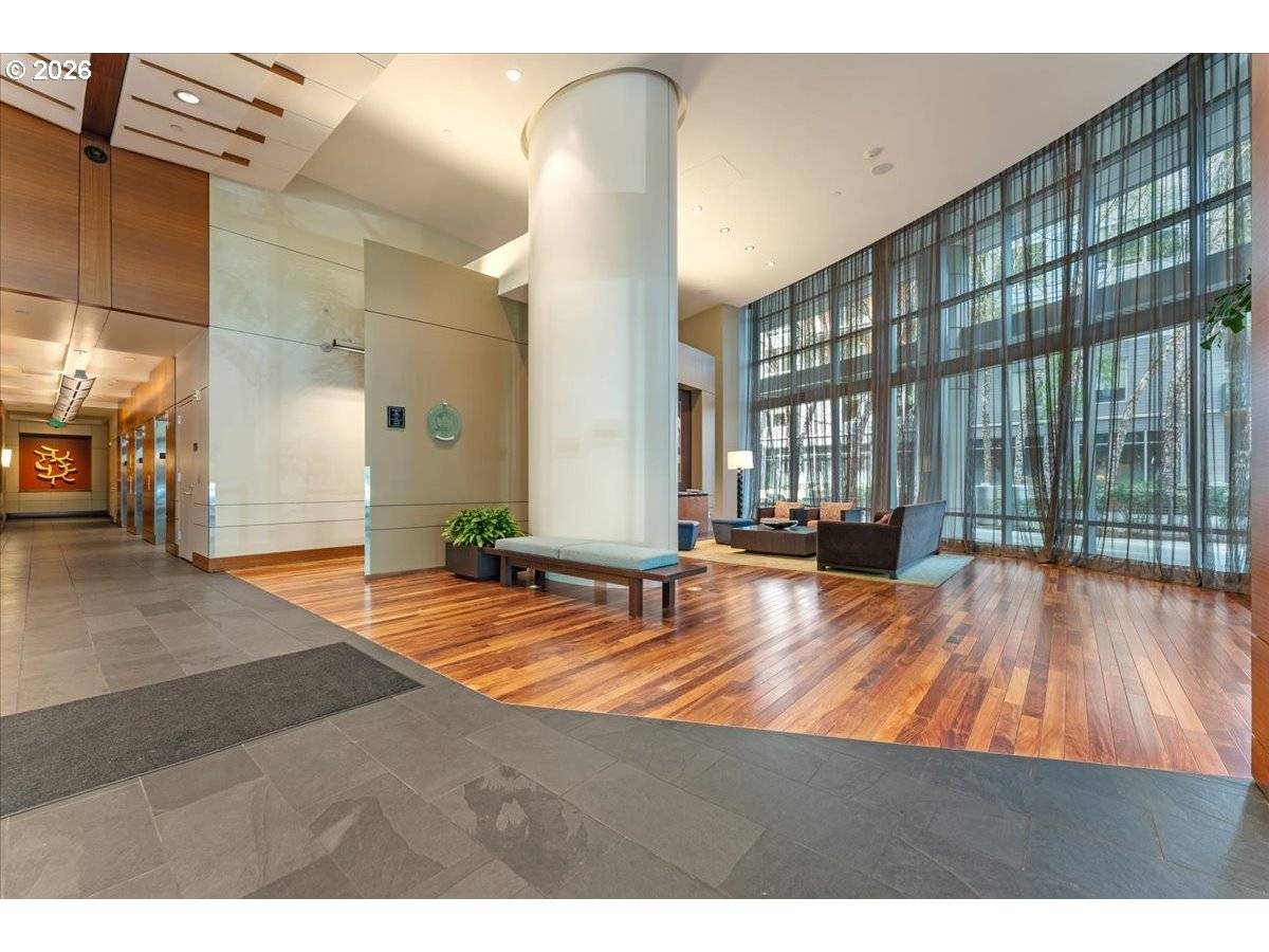 3601 S RIVER PKWY #2202, Portland, OR 97239