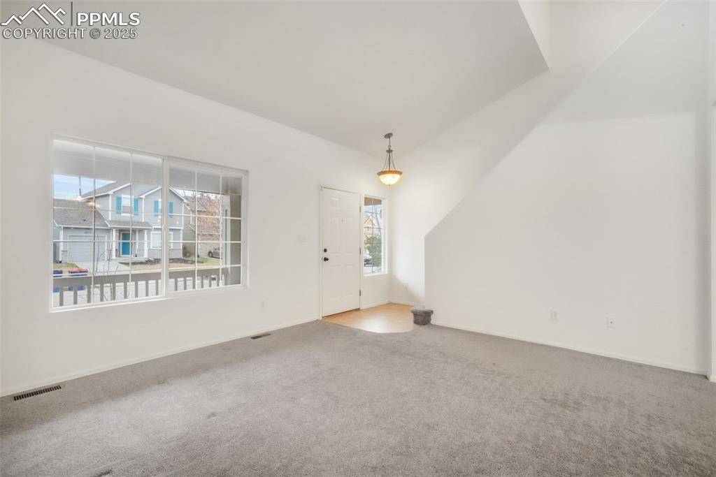 6226 Scottsbluff DR, Colorado Springs, CO 80923