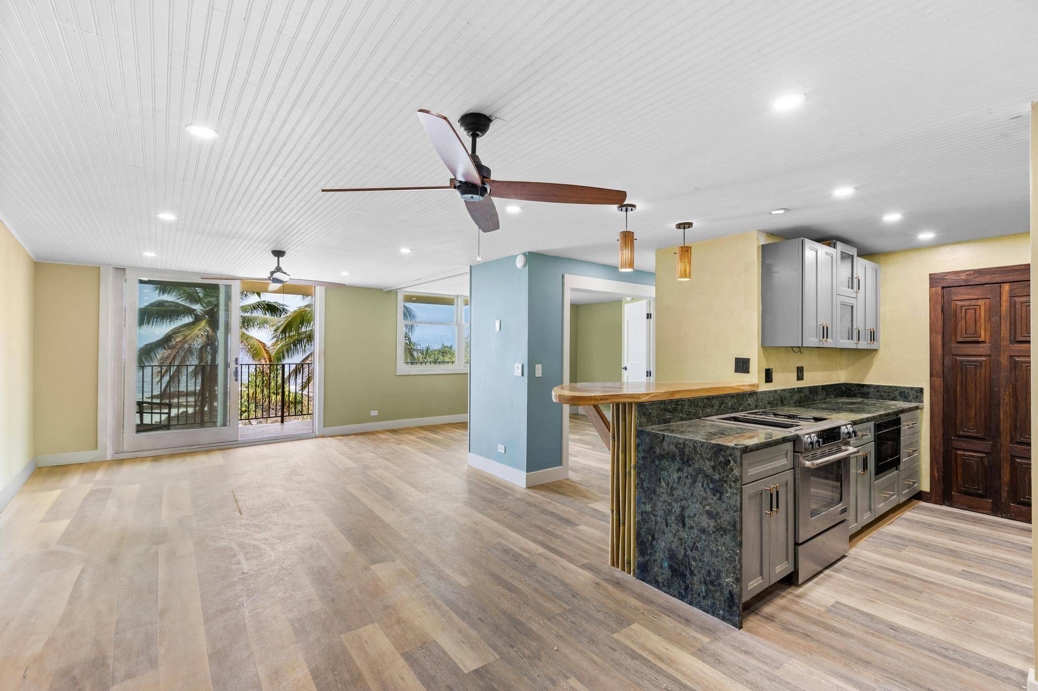 2405 HALE KAHAKAI #409, Hilo, HI 96720
