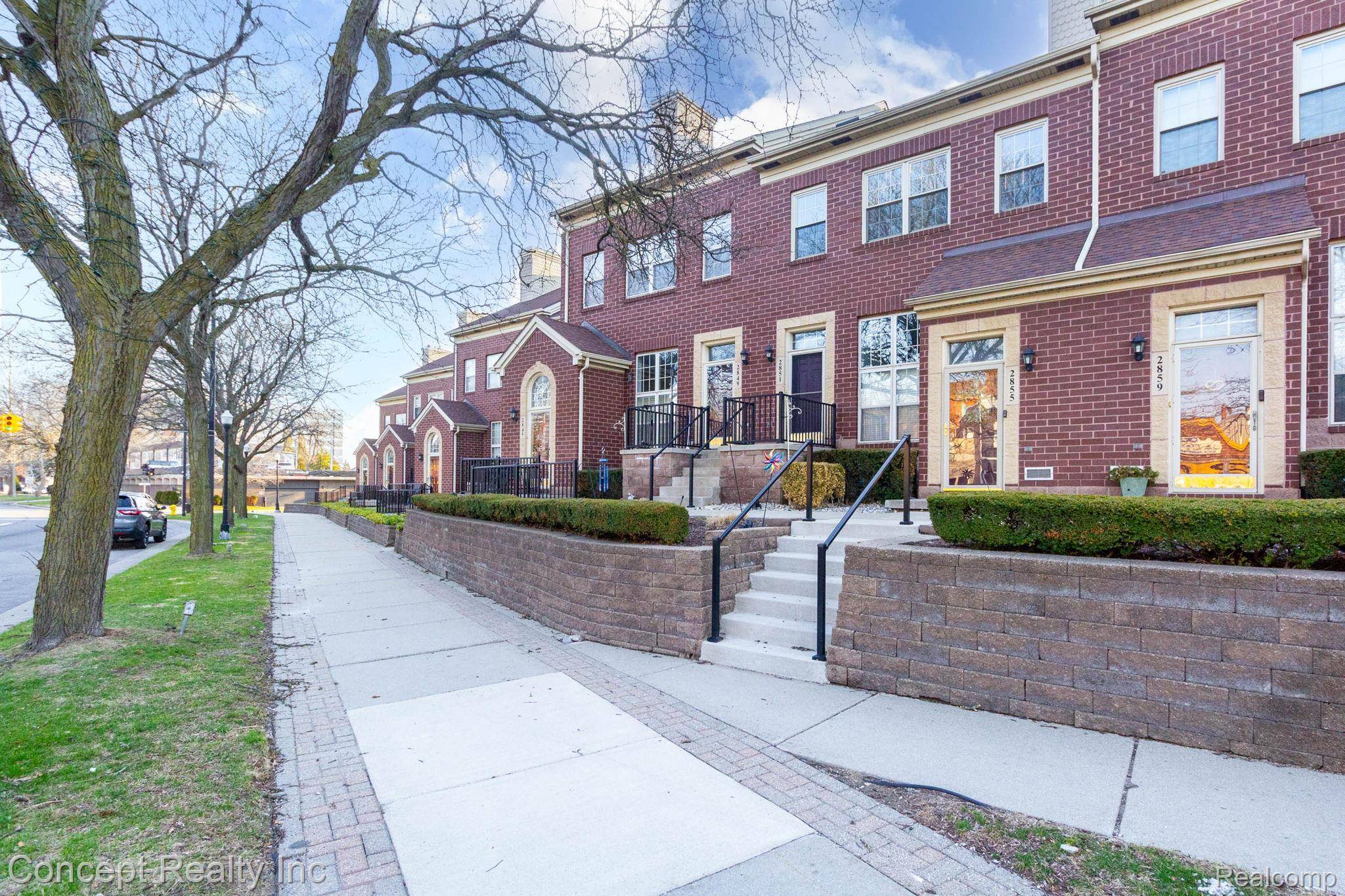 2851 Biddle AVE, Wyandotte, MI 48192