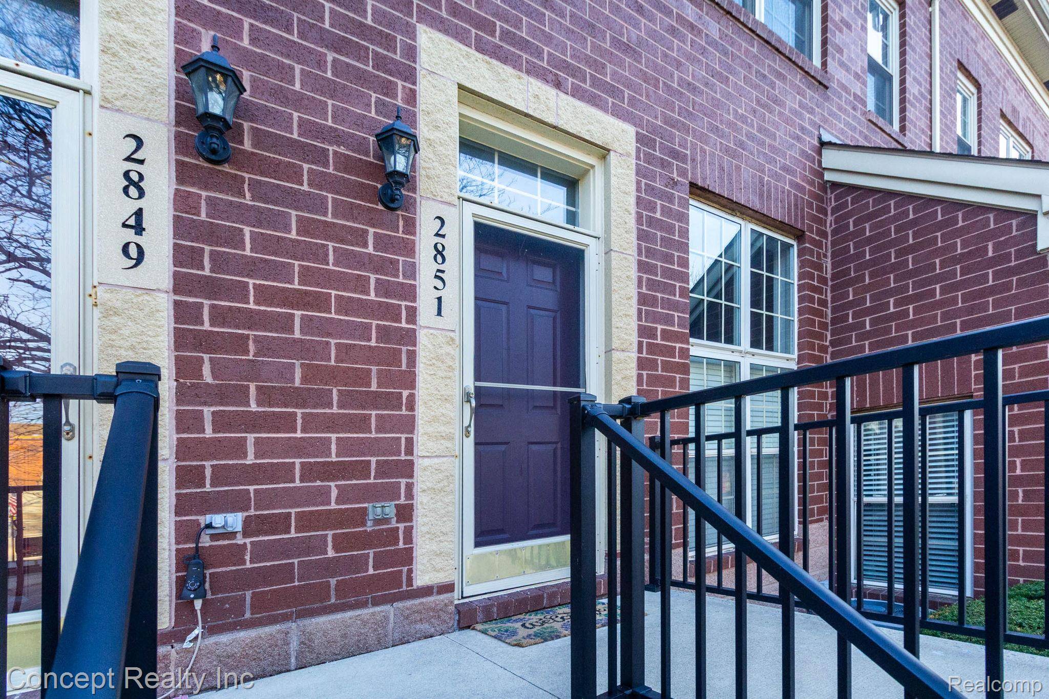 2851 Biddle AVE, Wyandotte, MI 48192