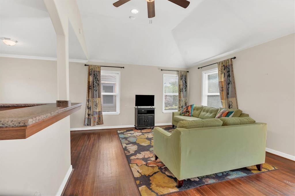 10203 Northlake Drive, Dallas, TX 75218