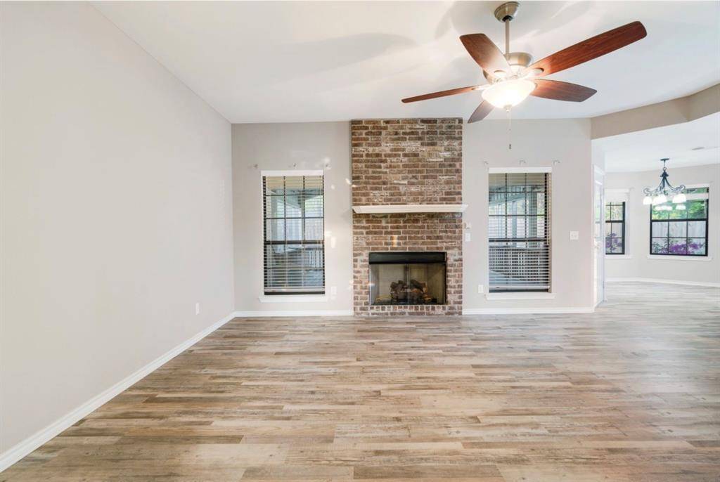 90 44th Street SW, Paris, TX 75460